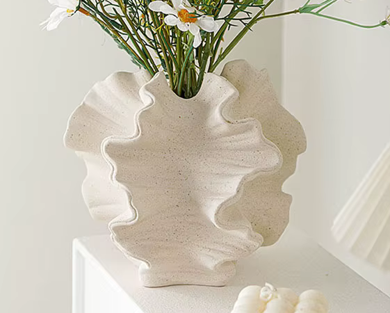 Modern Coral Shaped Ceramic VASE Ivory Living Room