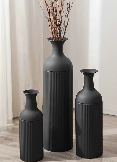 Set of 3 Black Quality Iron Floor Vases
