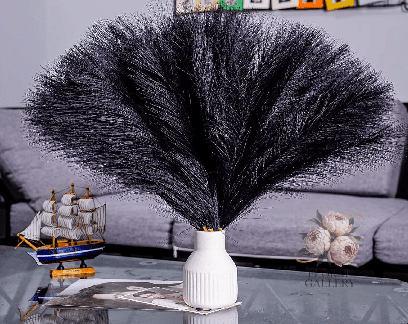 Bunch of Black Pampas Grass x 30 Stems Artificial Fluffy - The Floral Gallery
